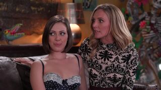 Mommy's Girl - The Family Business Jenna Sativa & Mona Wales